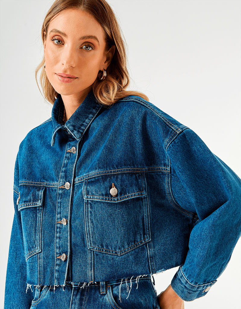 024919_0025_2-JAQUETA-CROPPED-STRONG
