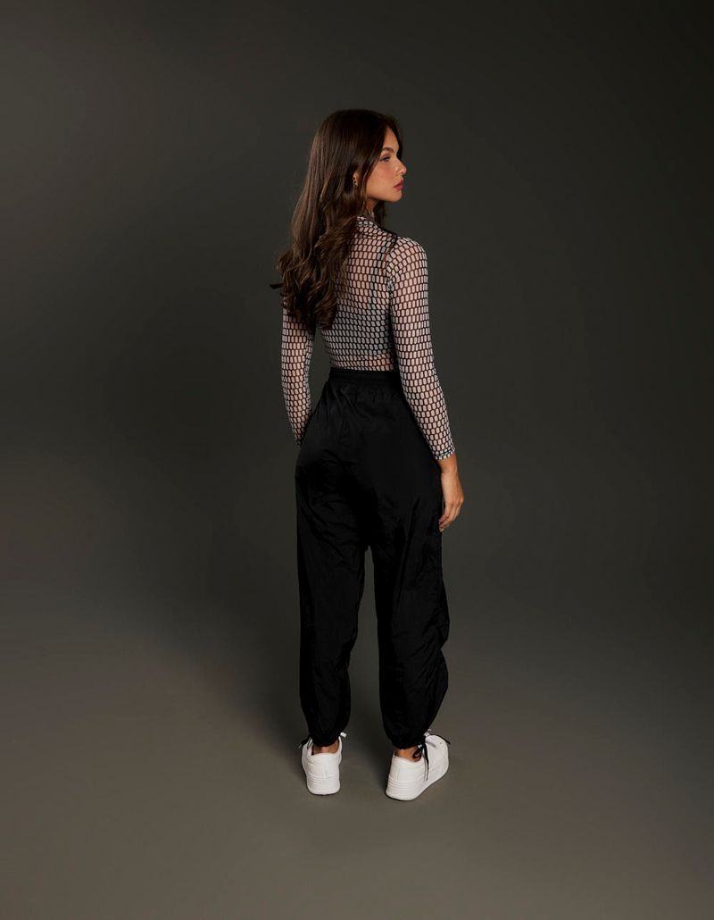 800051_0002_4-CALCA-PARACHUTE-BLACK