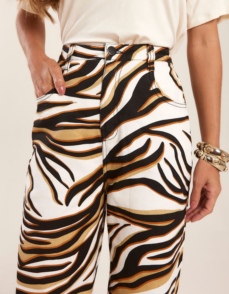 026819_0035_3-CALCA-SARJA-ESTAMPADA-ANIMAL-PRINT