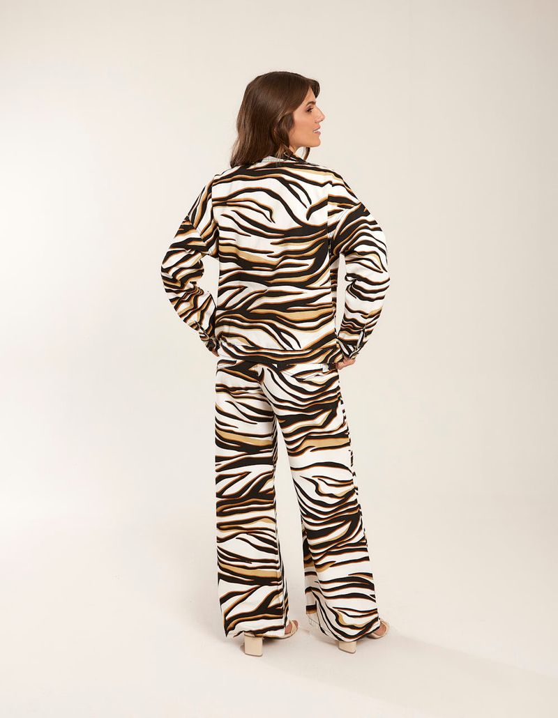 026857_0035_2-JAQUETA-SARJA-ESTAMPADA-ANIMAL-PRINT