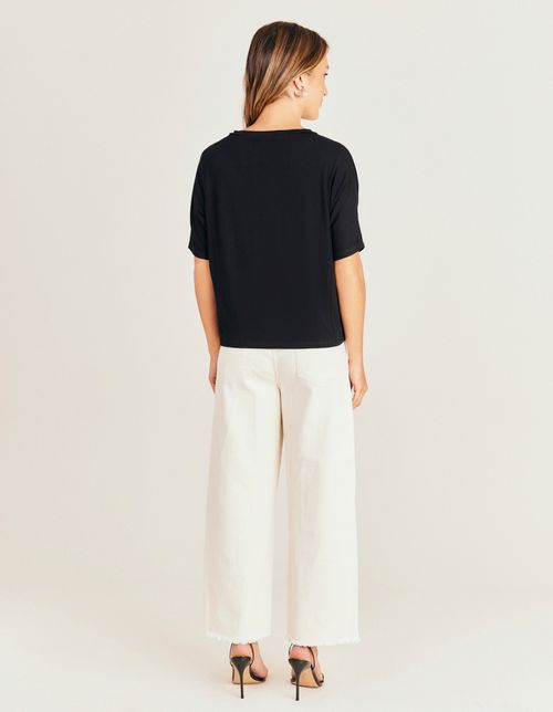 Blusa Decote v Borboleta - Preto