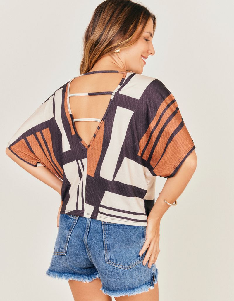 027175_0002_2-BLUSA-AMPLA-ESTAMPADA-OLGA