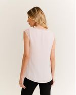 027985_0029_2-BLUSA-AMPLA-RENDA-DECOTE