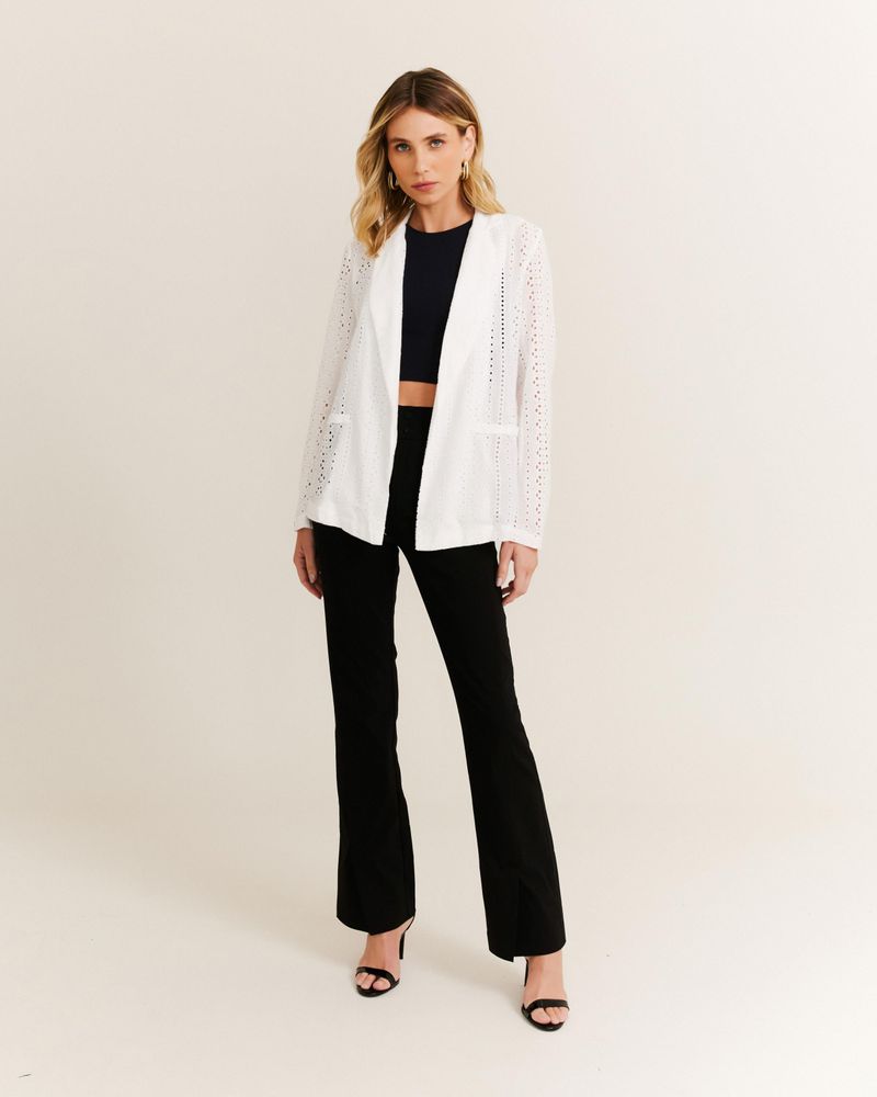 027896_0003_3-BLAZER-LAISE