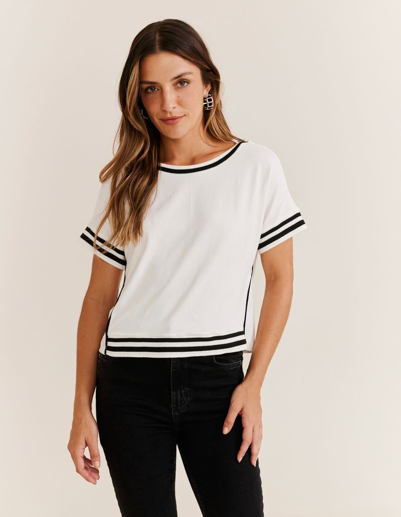 027739_0003_4-BLUSA-AMPLA-DETALHE-RETILINEA