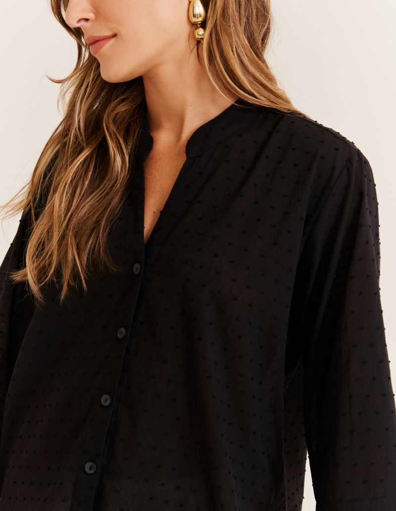028226_0002_3-CAMISA-PLUMETI-BOLSOS