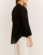028226_0002_4-CAMISA-PLUMETI-BOLSOS