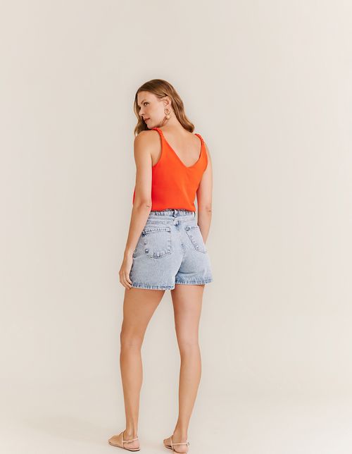 Short Jeans Pregas Frontais - Denim Claro