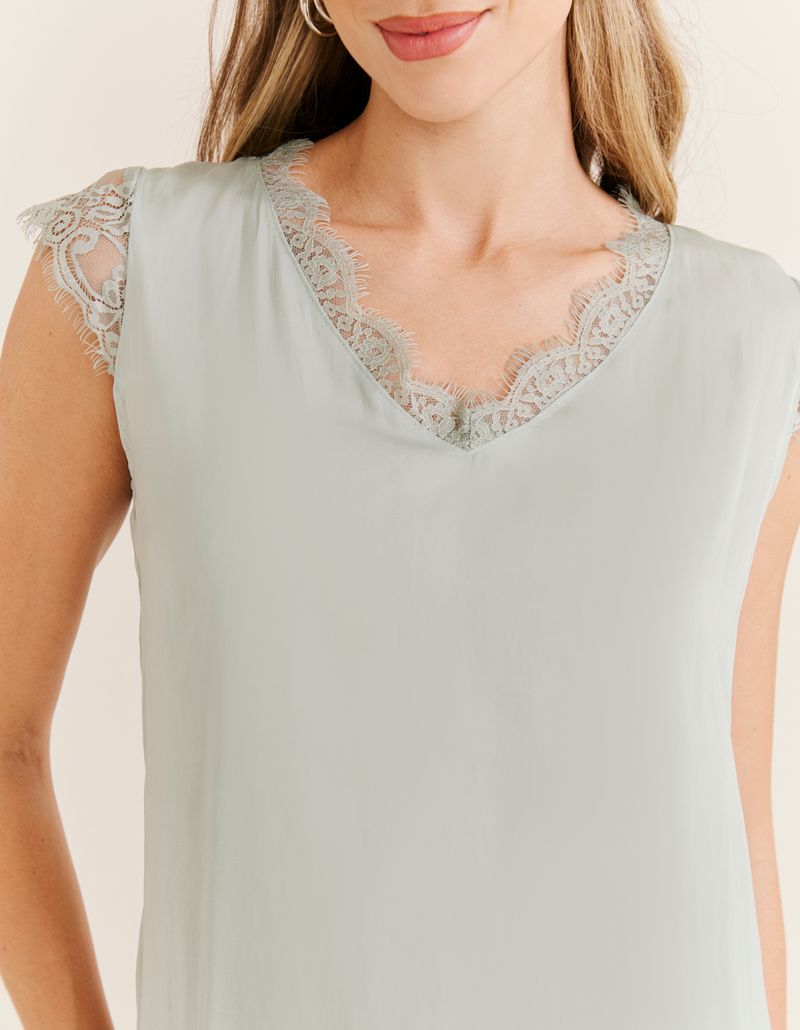 027985_0014_3-BLUSA-AMPLA-RENDA-DECOTE