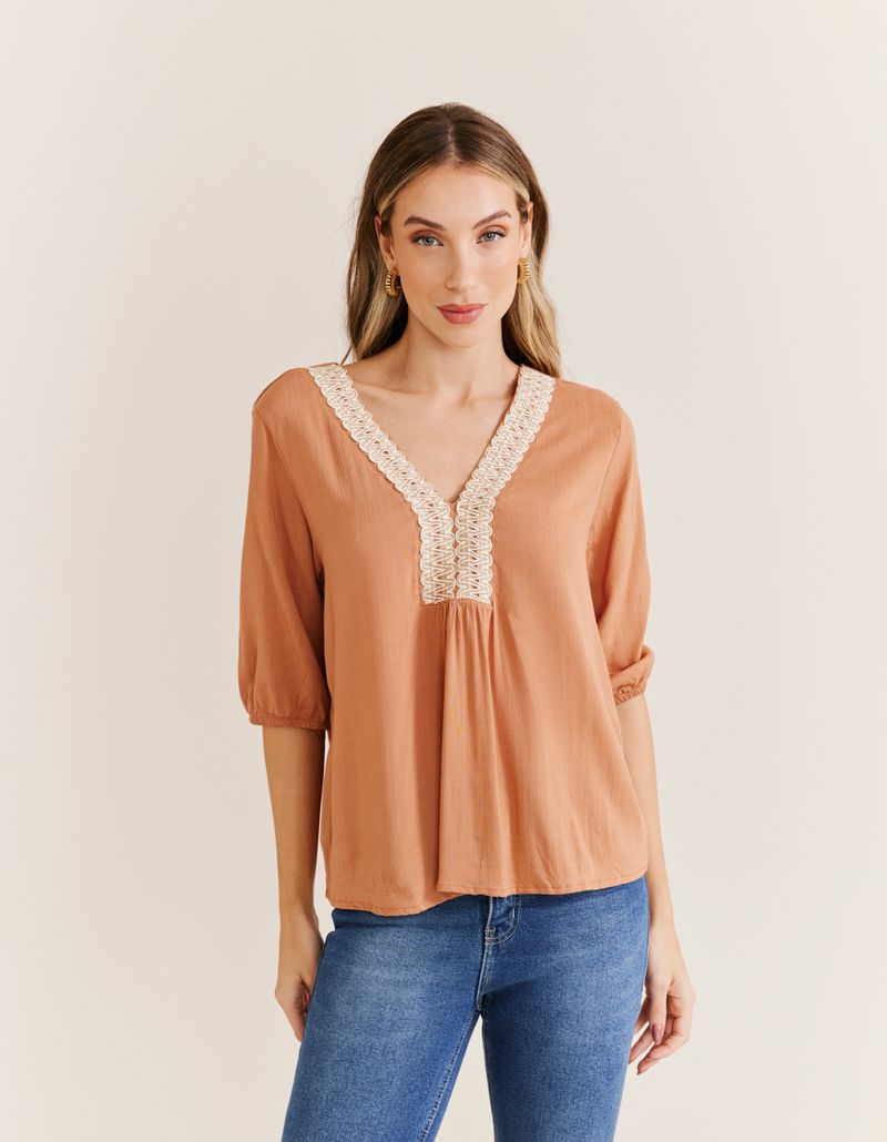 027469_0035_4-BLUSA-DECOTE-V-ENTREMEIOS