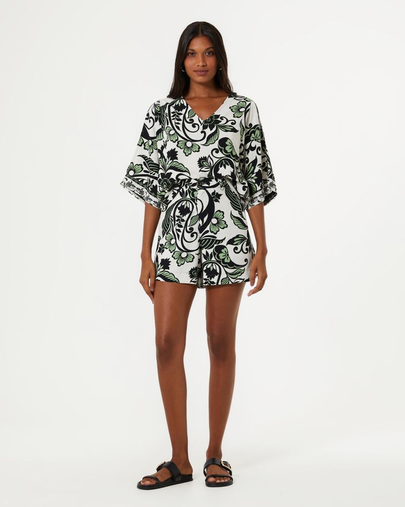 028621_0035_1-SHORT-ESTAMPADO-ARABESCO-FLORAL