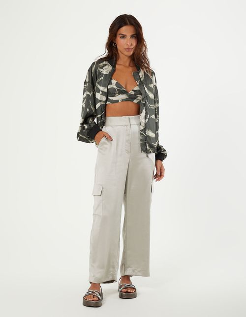 Calça Alfaiataria c Bolsos - Granizo