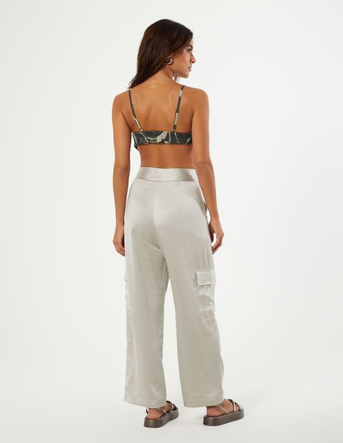Calça Alfaiataria c Bolsos - Granizo