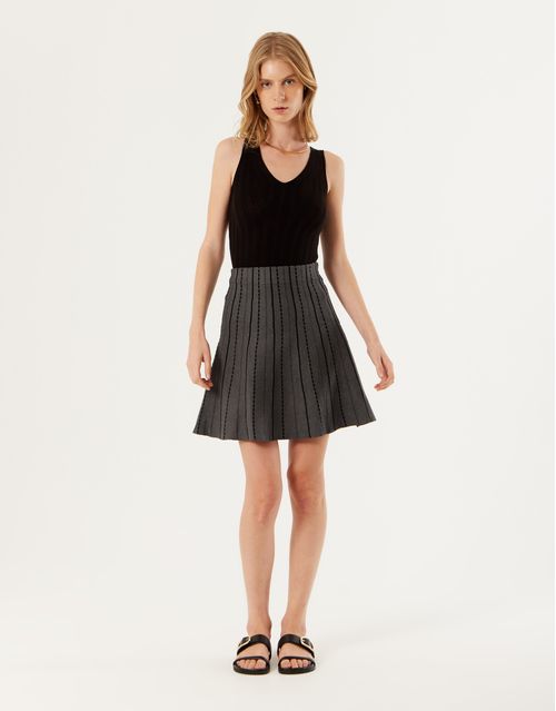 Regata Tricot Canelado Decote v - Preto