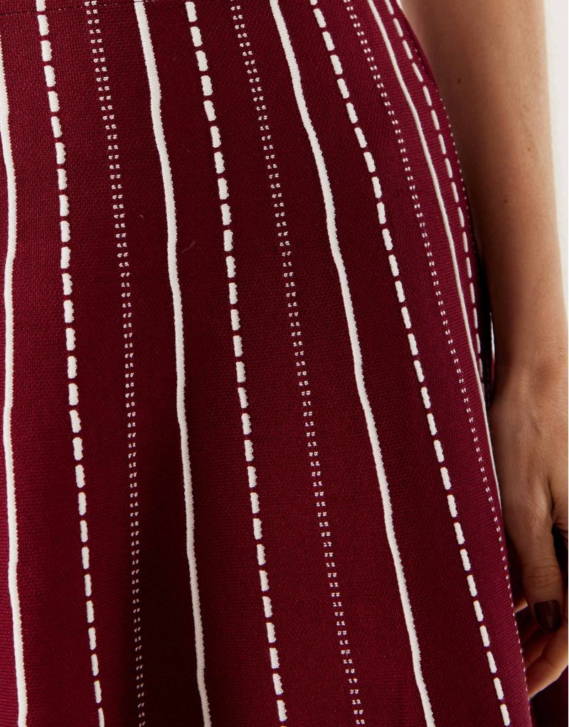 028871_0011_4-SAIA-TRICOT-PONTILHADOS