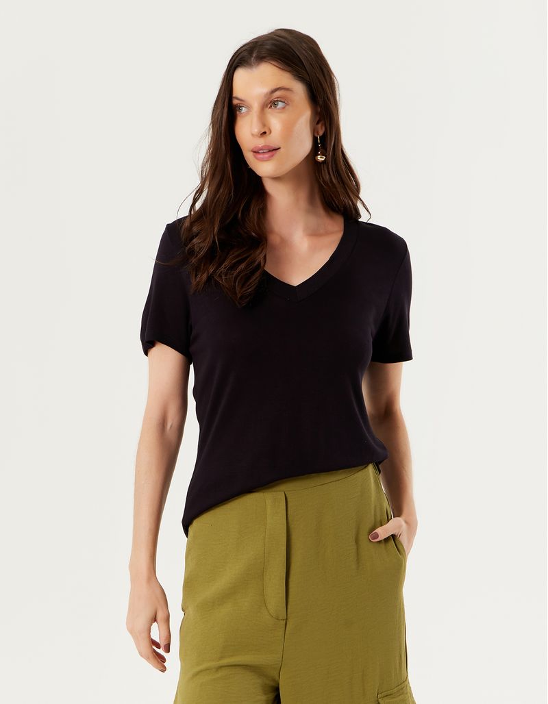 026070_0002_1-BLUSA-GOLA-V-LARGA