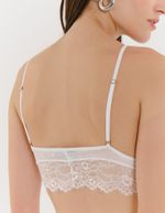 900173_0003_3-TOP-TULE-E-RENDA