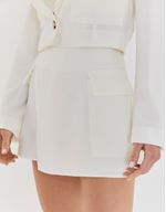 900262_0003_3-SHORT-SAIA-ALFAIATARIA-BOLSOS