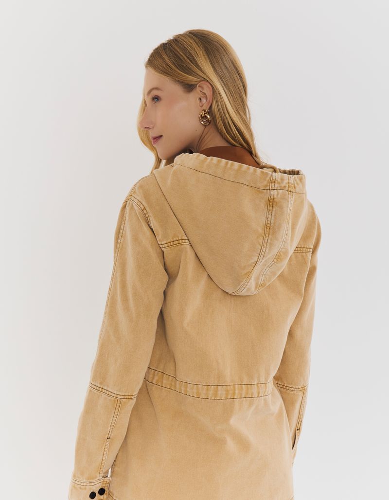 900178_1044_2-PARKA-SARJA-C-CAPUZ-E-BOLSO-ZIG-ZAG