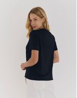 028975_0002_2-T-SHIRT-BORBOLETA-BORDADA