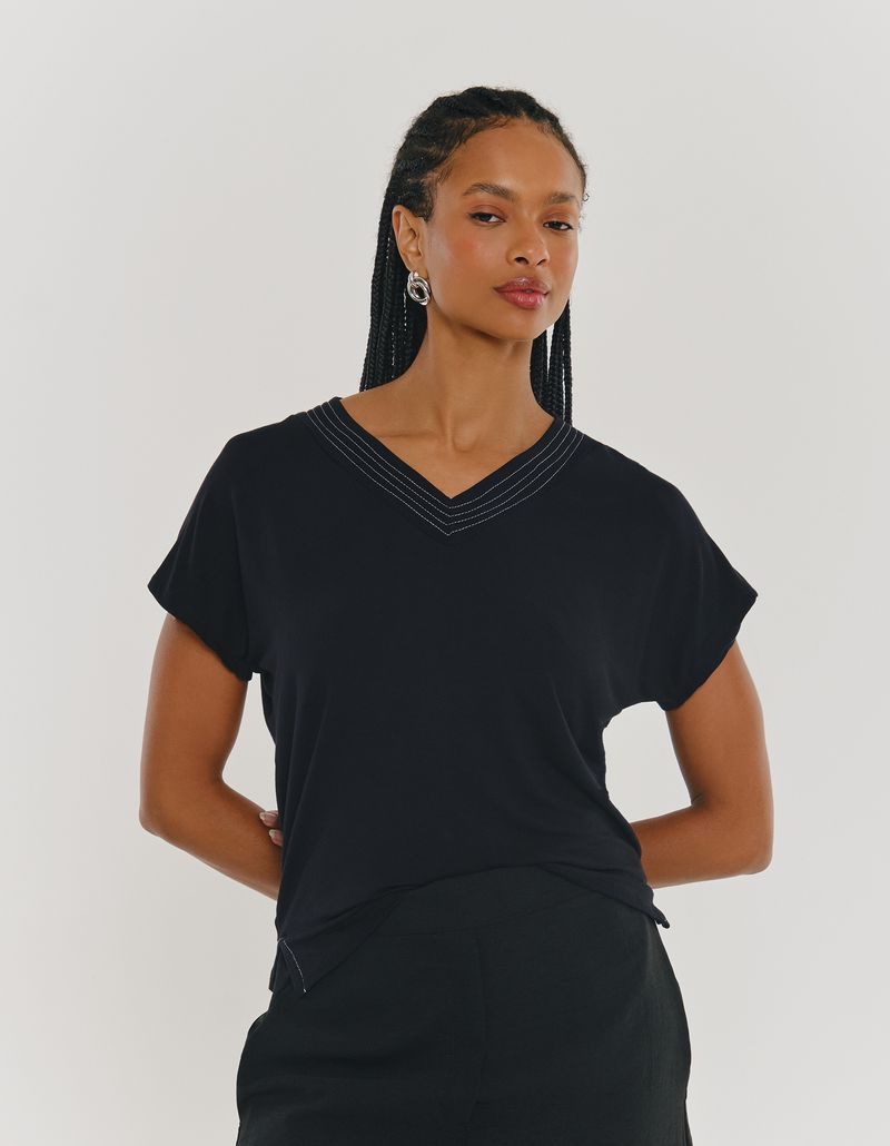 027737_0002_1-BLUSA-CROPPED-PESPONTOS