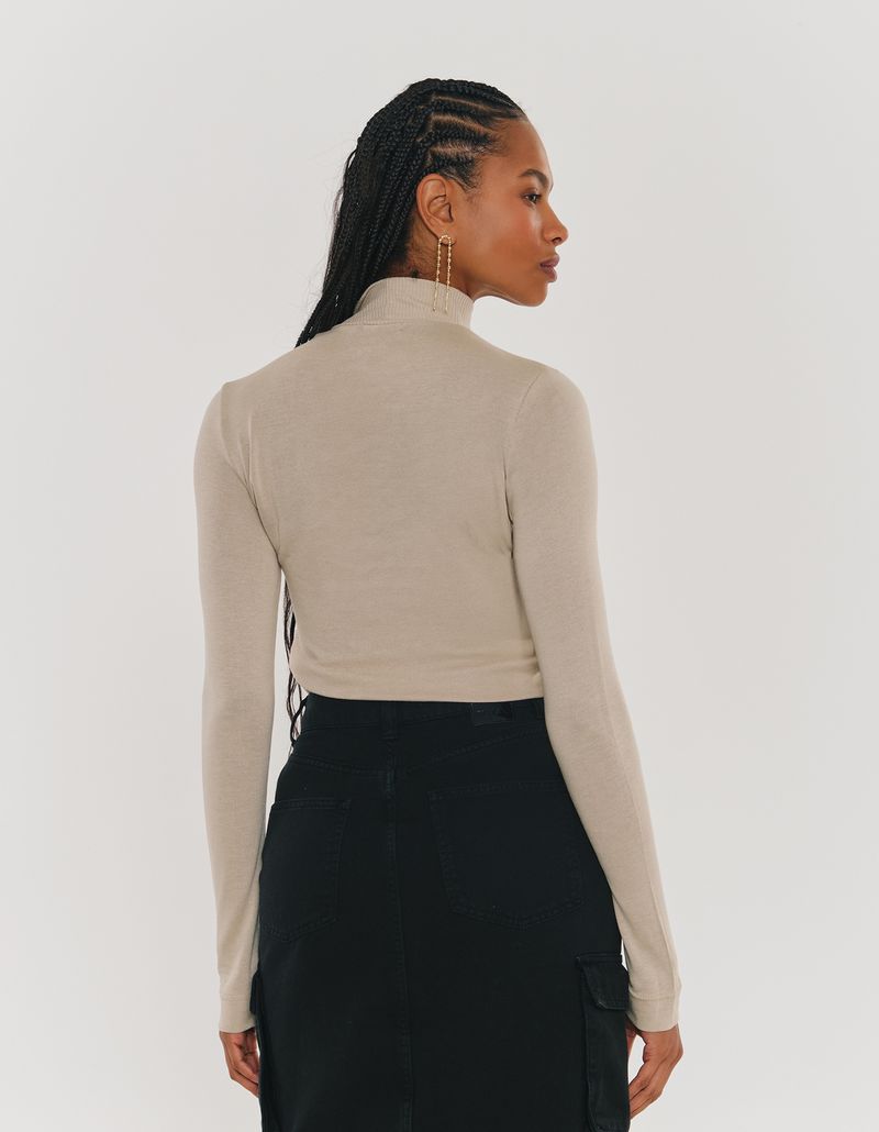 029186_1290_2-BLUSA-GOLA-ALTA