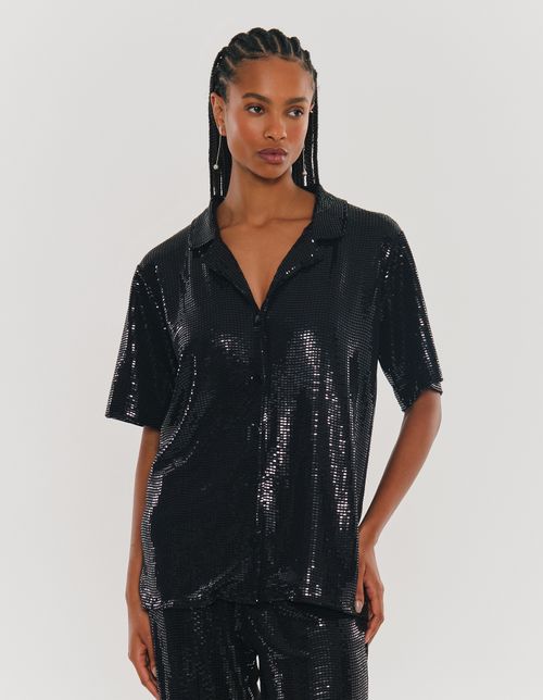 Camisa Brilhosa Manga Curta - Preto