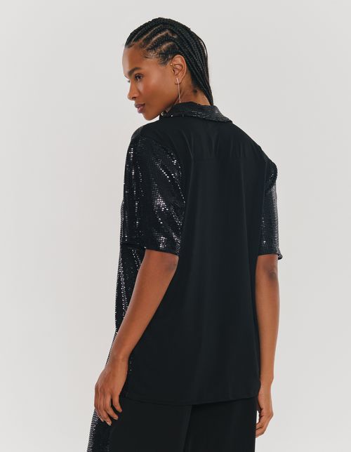 Camisa Brilhosa Manga Curta - Preto