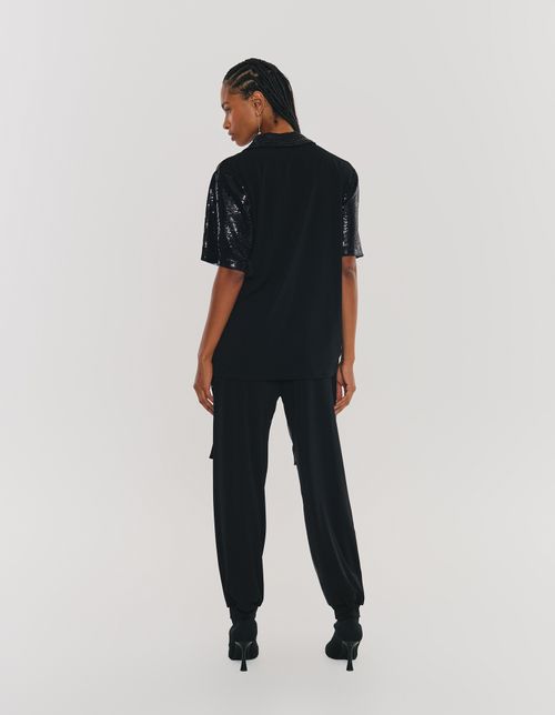 Calca Jogger Brilhosa em Malha - Preto