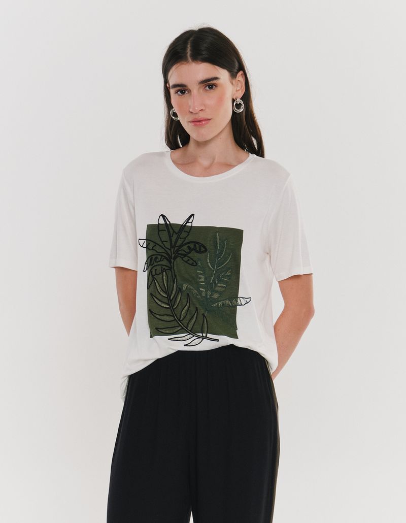 029443_0003_1-BLUSA-BORDADO-COQUEIRAL