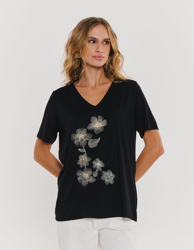 029789_0002_1-BLUSA-BORDADO-FLORES-OFF