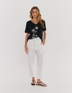 029789_0002_2-BLUSA-BORDADO-FLORES-OFF