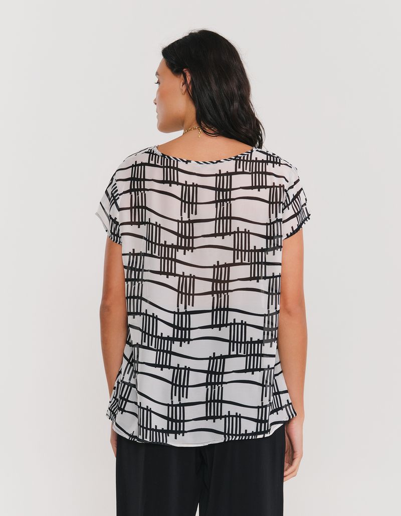 028037_1085_2-BLUSA-ESTAMPADA-GRAFICO