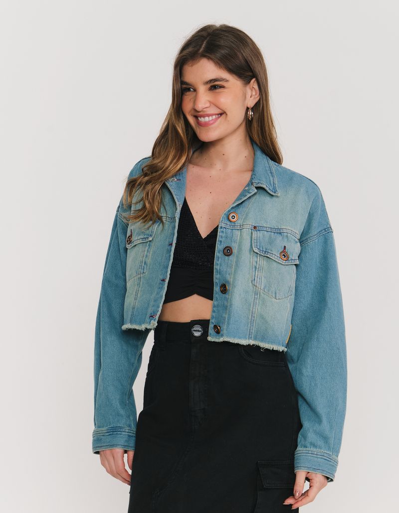 900026_1115_4-JAQUETA-JEANS-BAINHA-DESFIADA-COM-DIRT