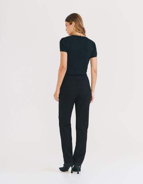 Calça Reta Bolsos Frontais - Preto