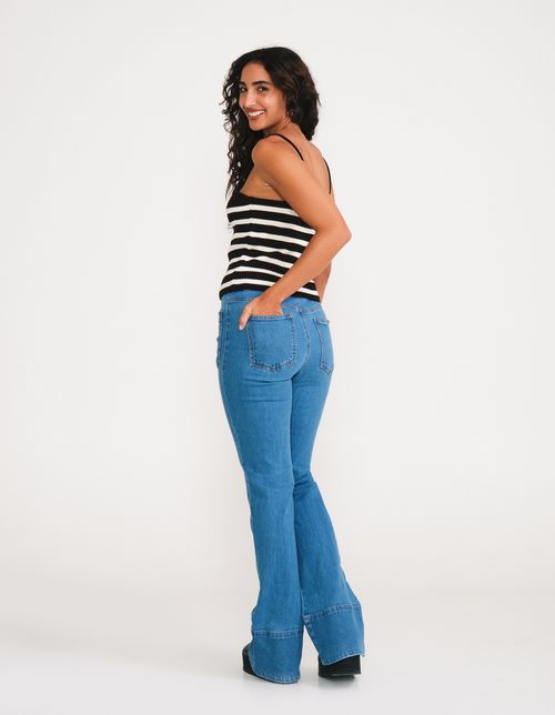 Calca Jeans Flare Anos 70 - Jeans