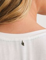 027990_0003_5-BLUSA-MALHA-BORDADO-FOLHA