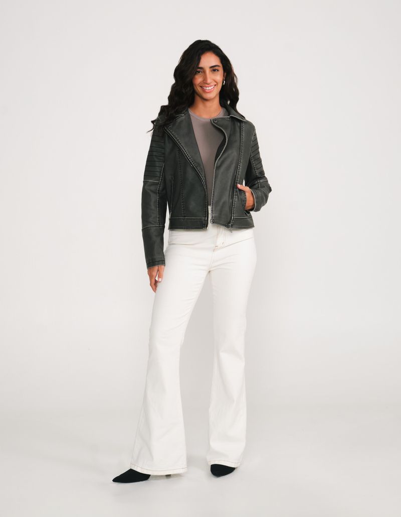 028899_0002_1-BOMBER-LAVADA