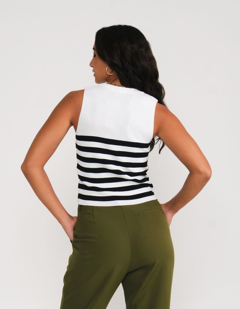 029419_1245_2-BLUSA-TRICOT-DECOTE-REDONDO-CANELADO