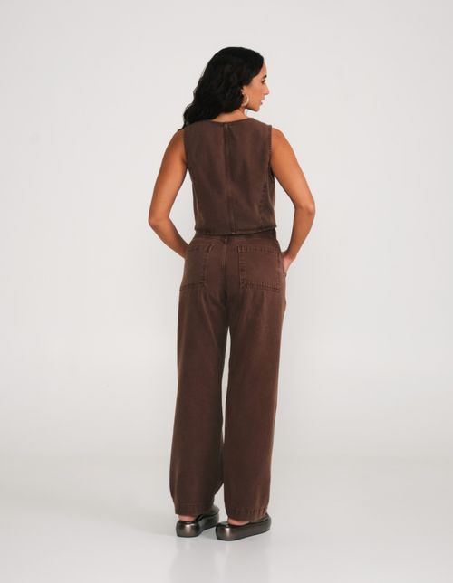 Calça Sarja Bolso Lapela - Marrom