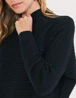 029837_0002_4-BLUSA-TRICOT-AMPLA-GOLA-ALTA