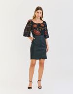 029898_0002_1-SAIA-PU-COM-BOLSOS
