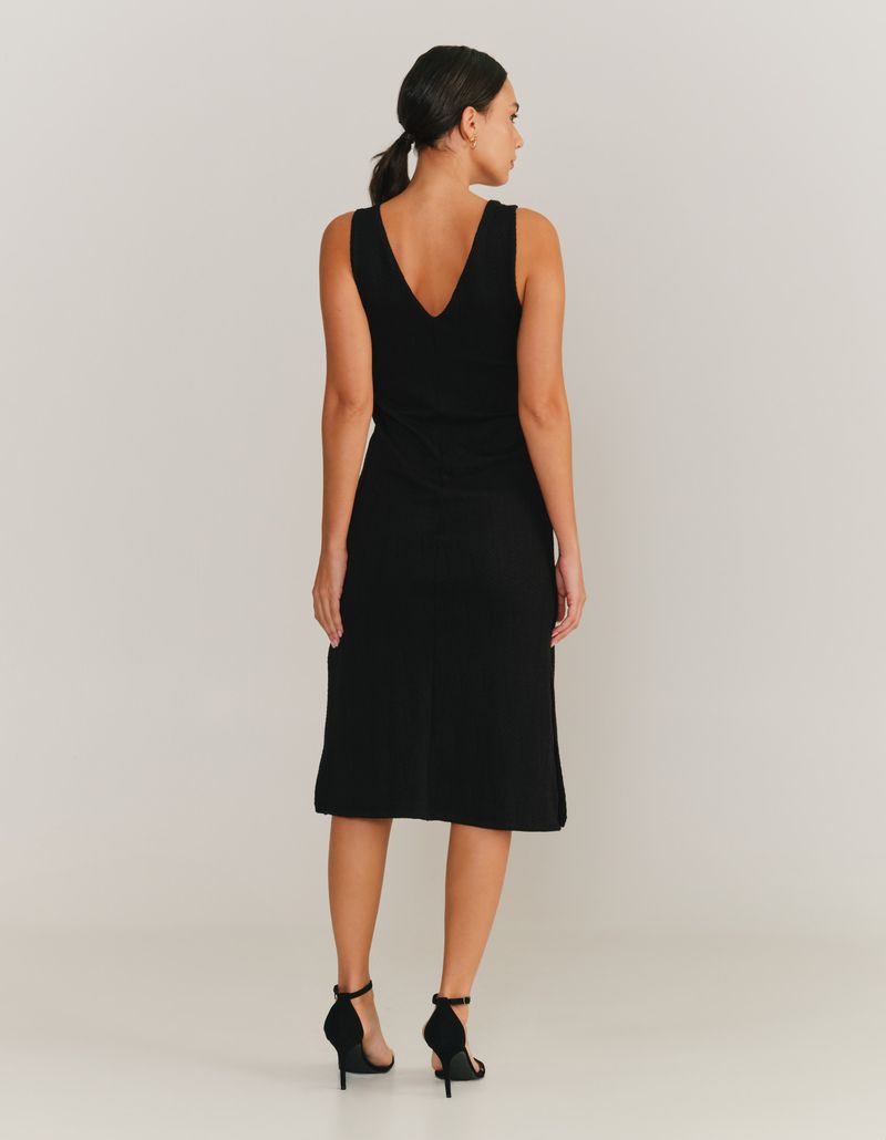 028561_0002_2-VESTIDO-MIDI-DECOTE-V-TEXTURA