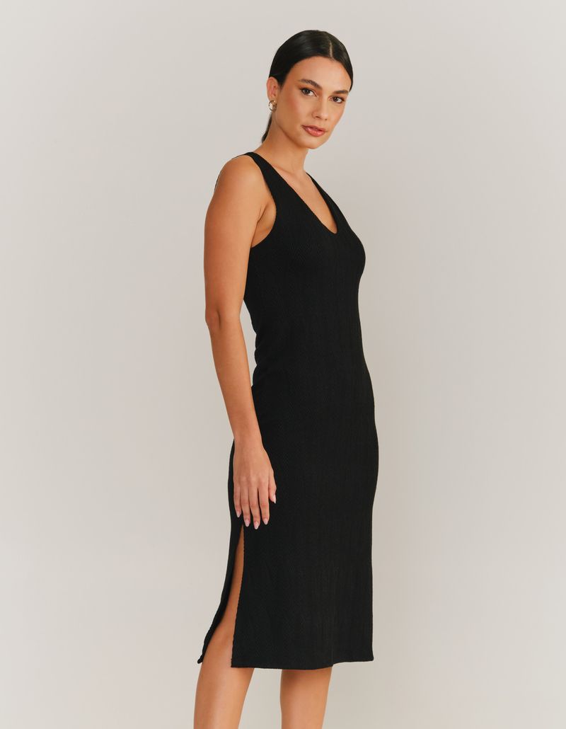 028561_0002_3-VESTIDO-MIDI-DECOTE-V-TEXTURA