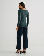 027345_0037_2-BLUSA-TRICOT-DECOTE-V-BASICA