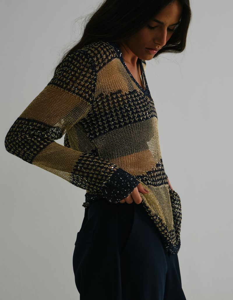 030068_0021_0-BLUSA-TRICOT-DECOTE-CANOA-LUREX-PAETE