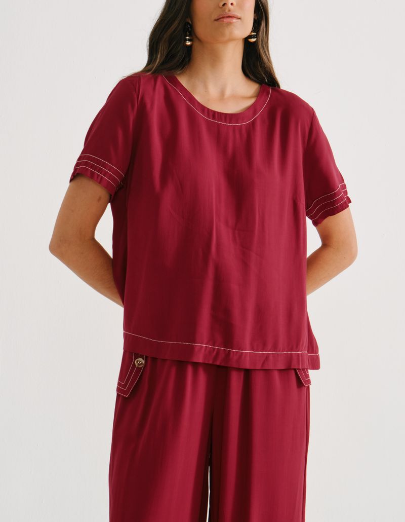 030234_1320_3-BLUSA-MANGA-CURTA-DETALHE-PESPONTO