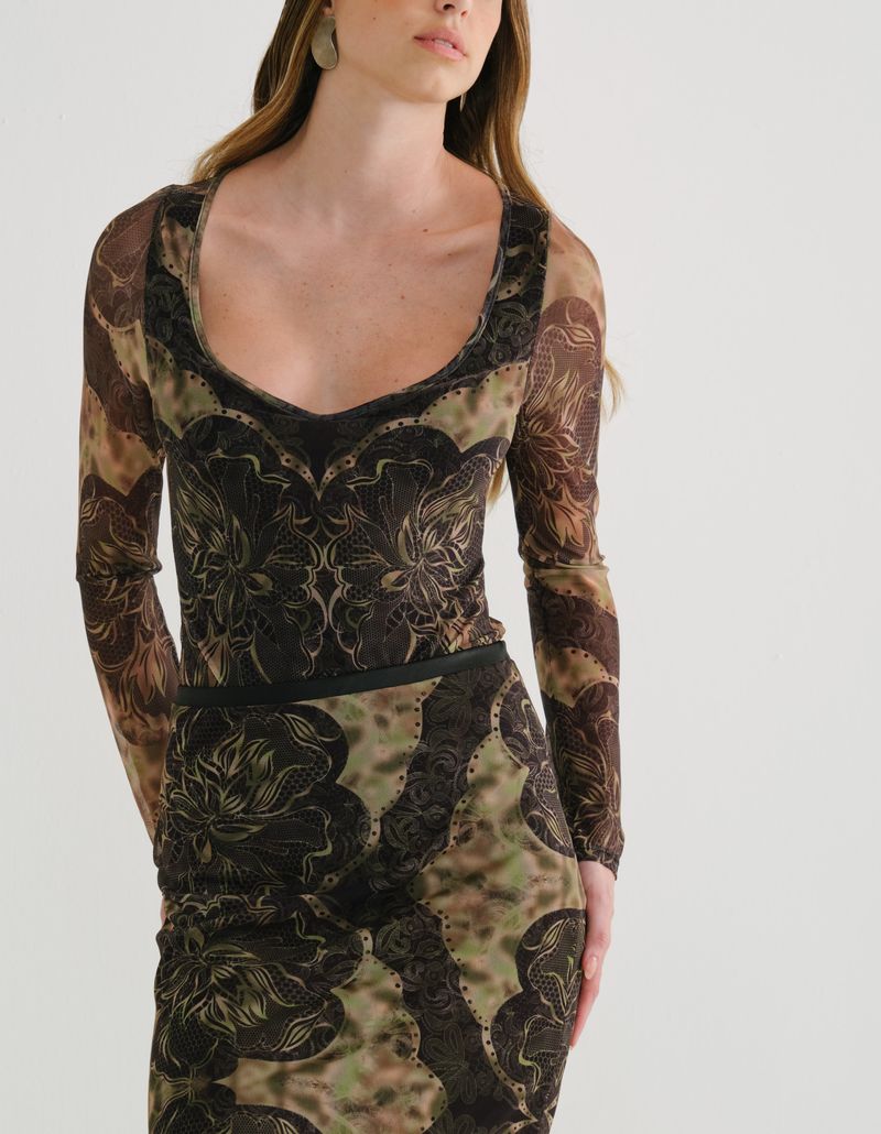900446_0002_7-BODY-ESTAMPADO-RENDADA