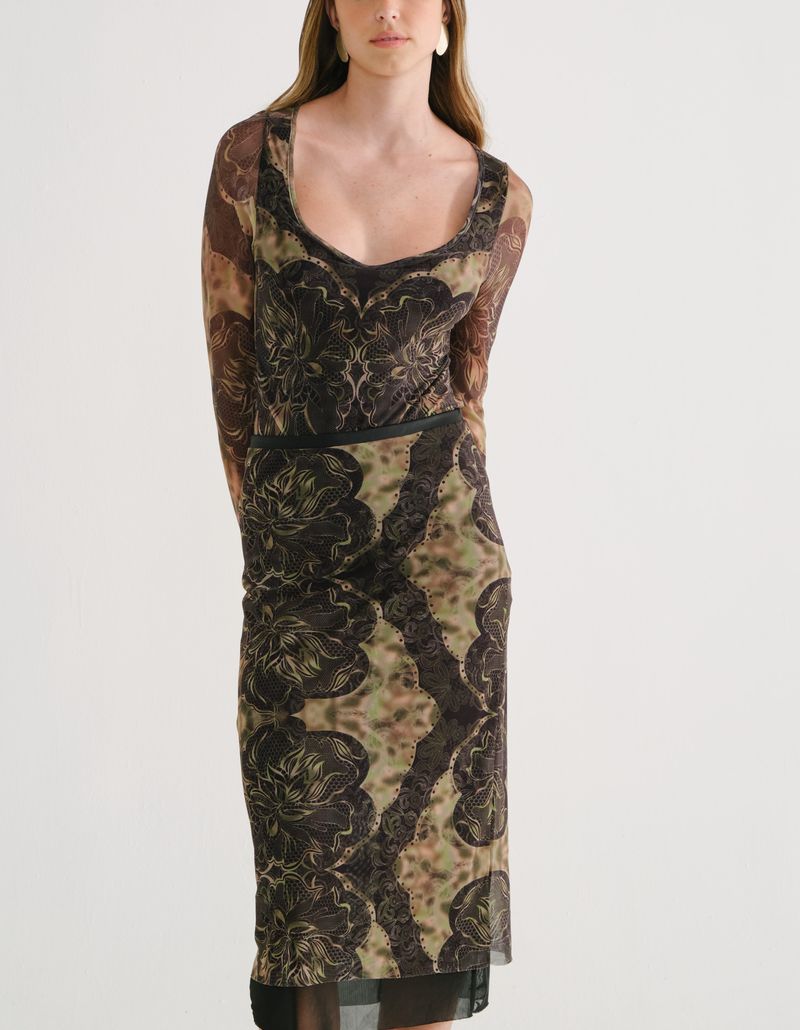 900446_0002_8-BODY-ESTAMPADO-RENDADA