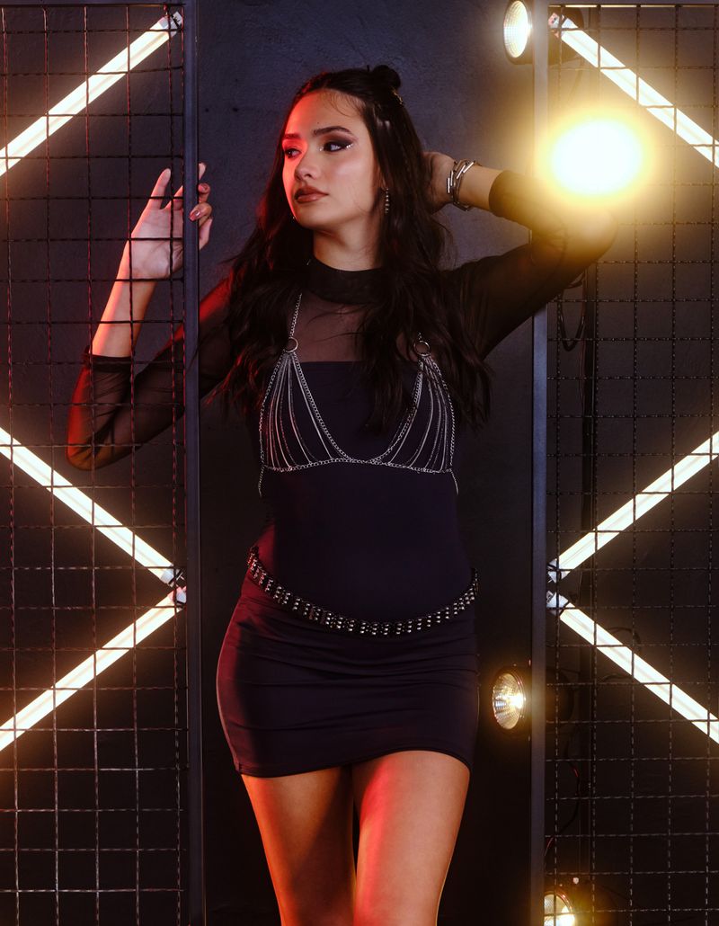 800252_1337_3-BODY-CHAIN-TOP